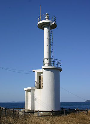 呼子の波戸岬灯台