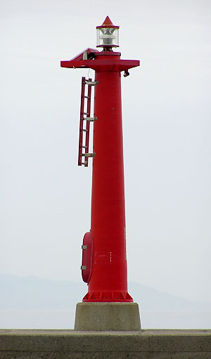 湯島港防波堤灯台